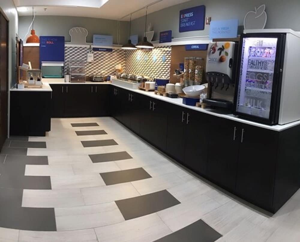 holiday inn express hotel and suites bedford by ihg