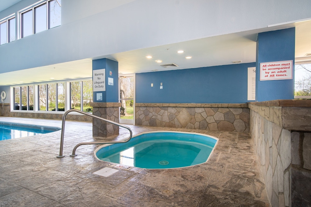 holiday inn express hotel and suites bedford by ihg