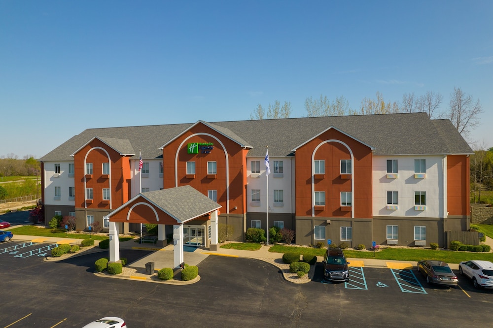 holiday inn express hotel and suites bedford by ihg