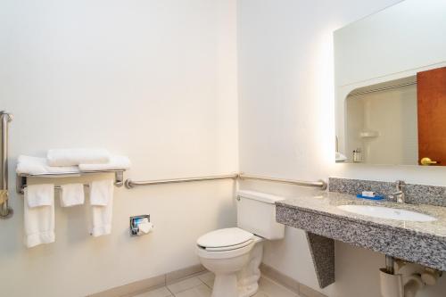 holiday inn express hotel and suites bedford by ihg