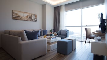 the stay furnished apartments