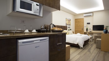 the stay furnished apartments