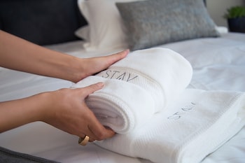 the stay furnished apartments