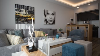 the stay furnished apartments