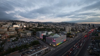 The Stay Furnished Apartments,Beirut>>Antelias,4 star