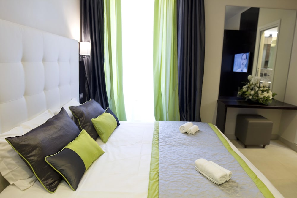 roman holidays boutique hotel