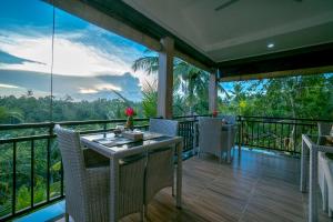 adi bisma inn