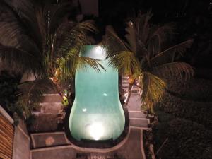 adi bisma inn