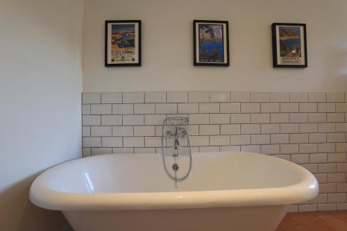 chateau dolmet guesthouse
