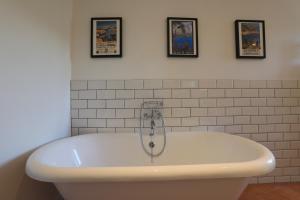 chateau dolmet guesthouse