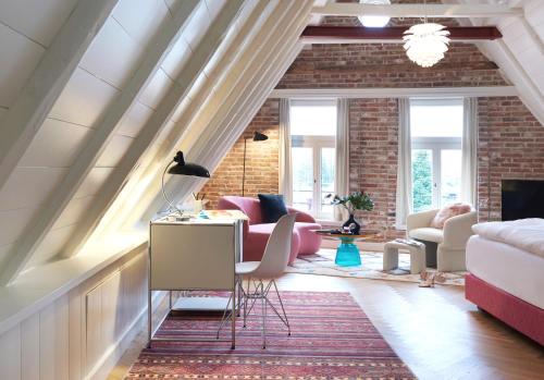 five rooms