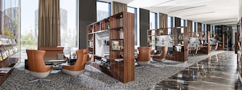 airport plaza hotel hamburg