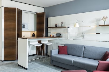 airport plaza hotel hamburg