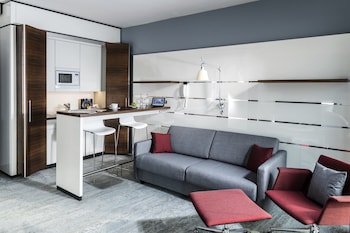 airport plaza hotel hamburg