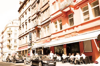 main hotel frankfurt city