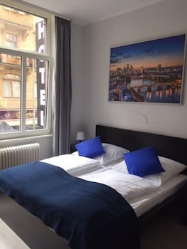 main hotel frankfurt city