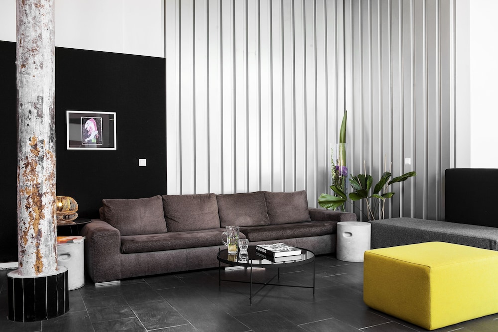 the suite fabric hotel