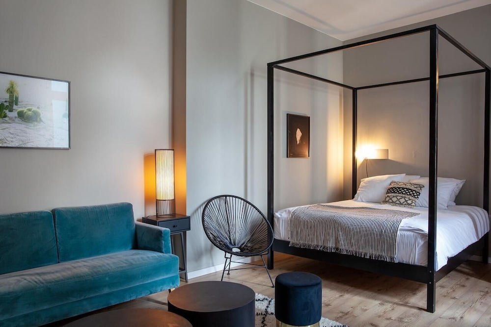 the suite fabric hotel