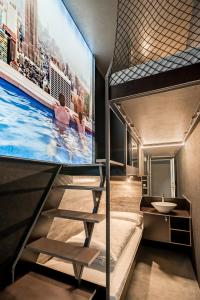 boxhotel goettingen app based hotel
