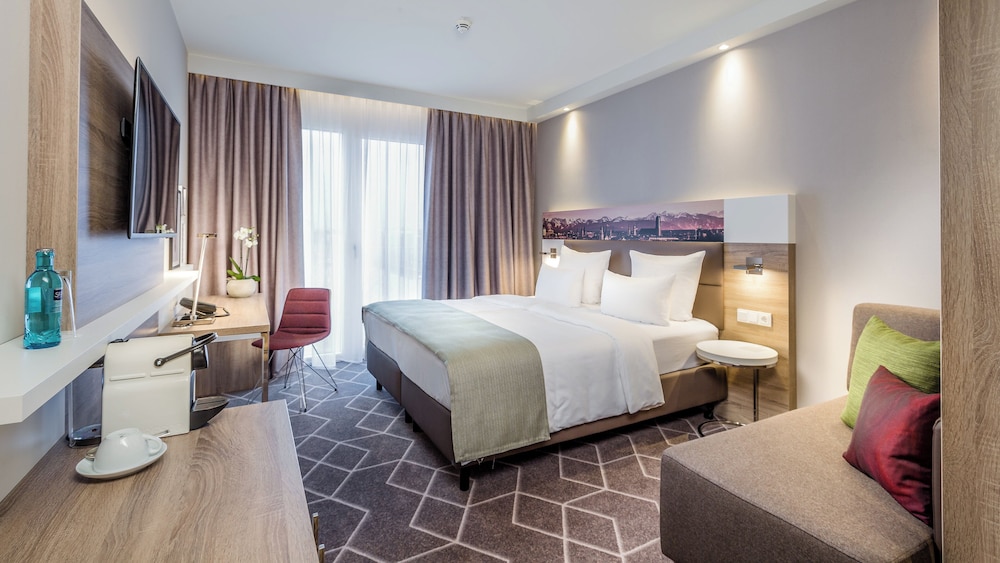 holiday inn express munich city east by ihg