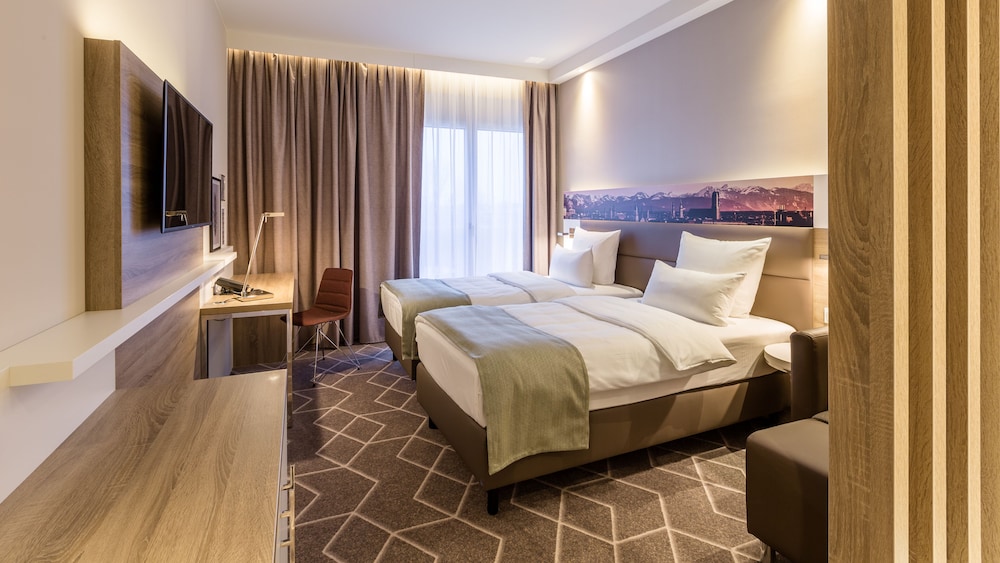holiday inn express munich city east by ihg