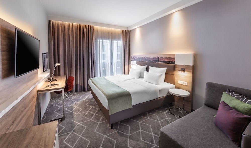 holiday inn express munich city east by ihg