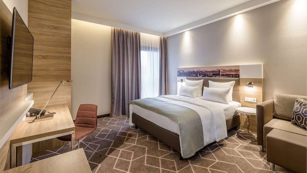 holiday inn express munich city east by ihg