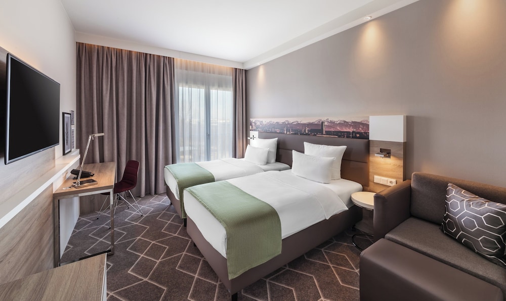holiday inn express munich city east by ihg