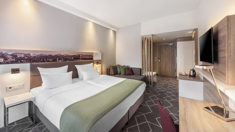 holiday inn express munich city east by ihg