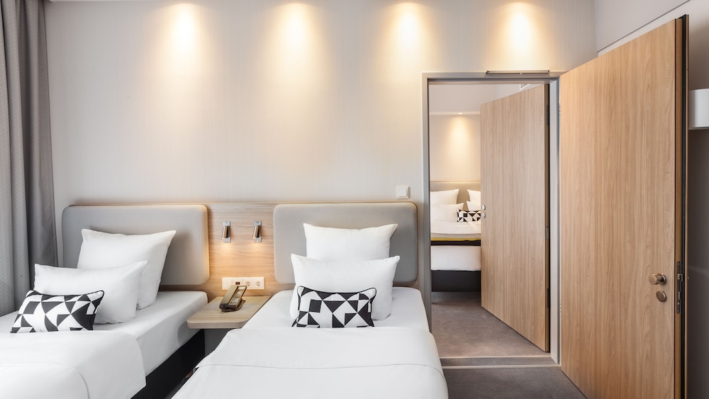 holiday inn express munich city east by ihg