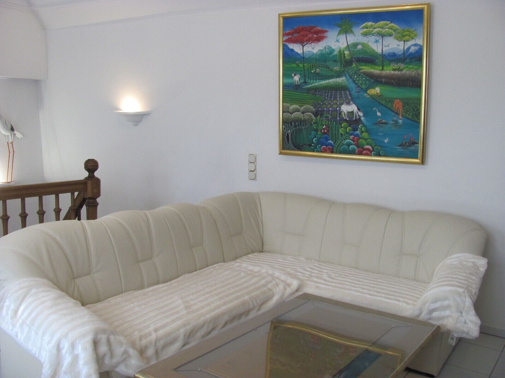 apartment storchenfarbe