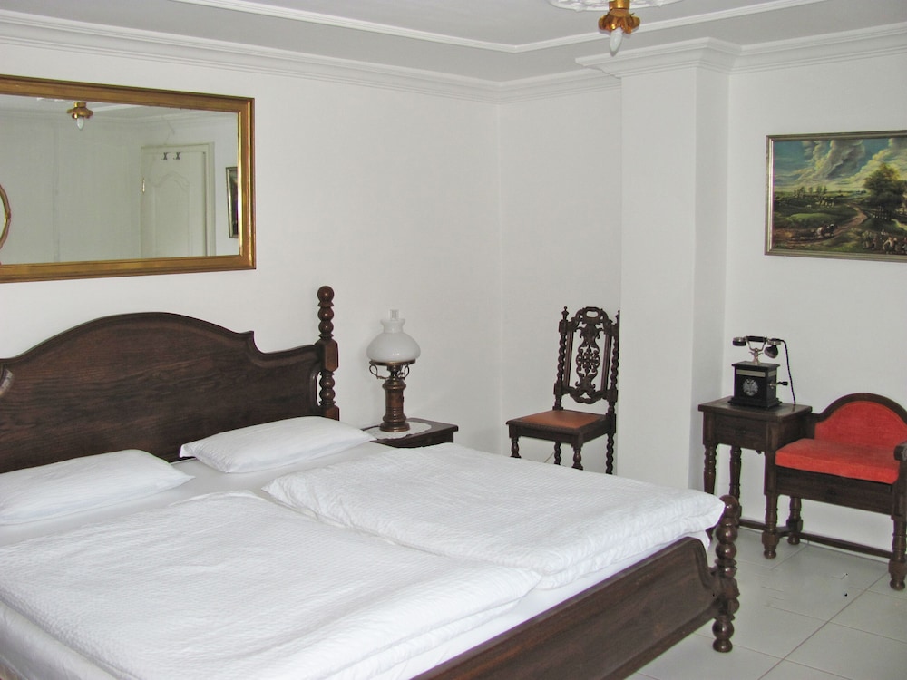 apartment storchenfarbe