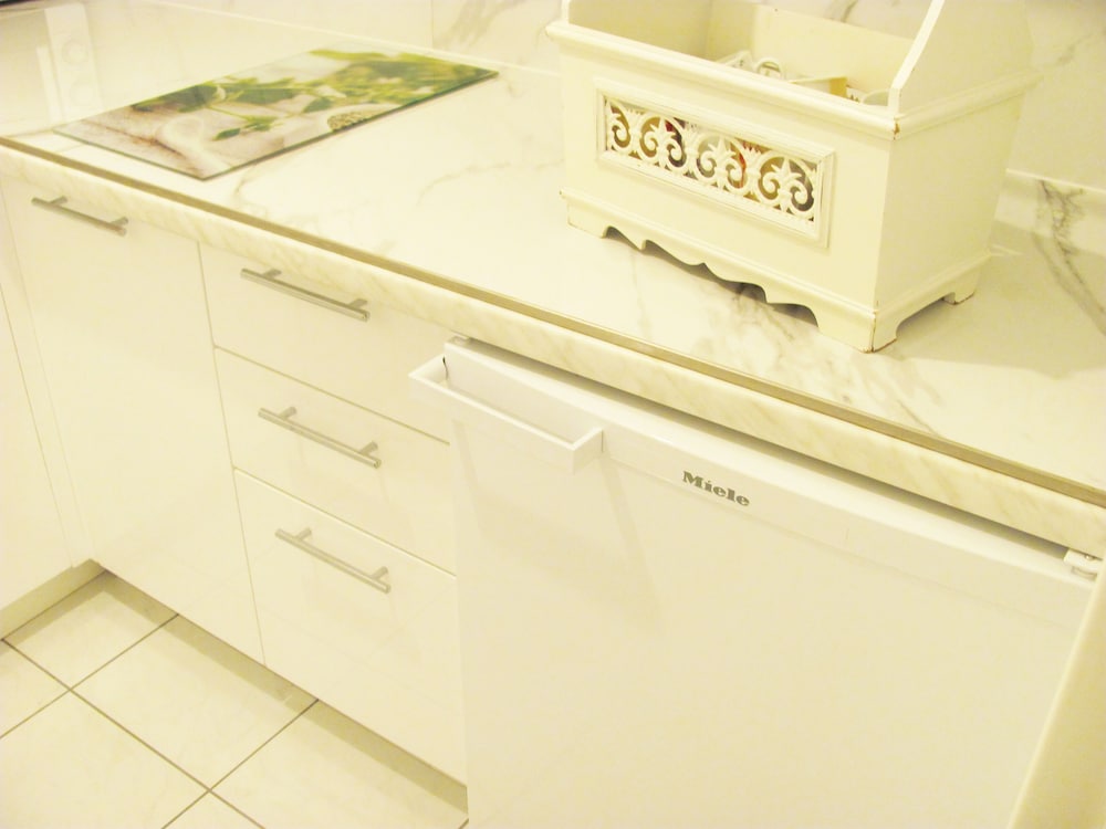 apartment storchenfarbe