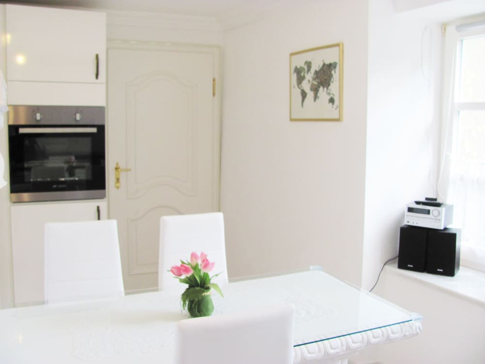 apartment storchenfarbe