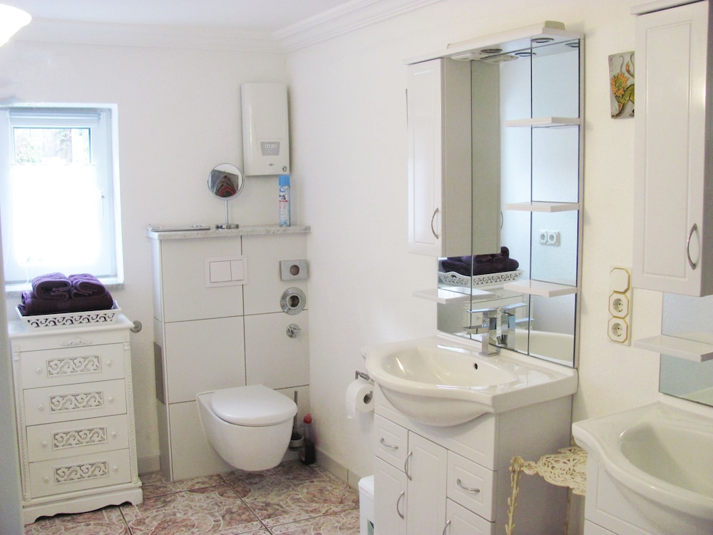 apartment storchenfarbe