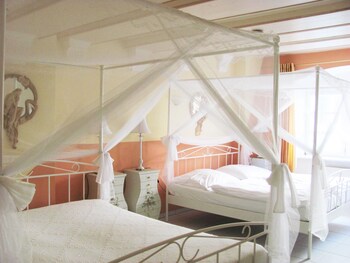 apartment storchenfarbe