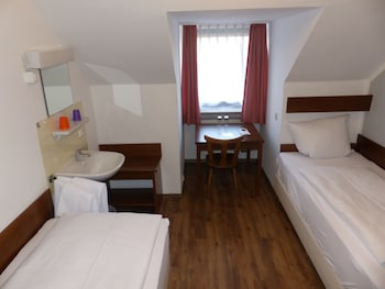 hotel pension koberl