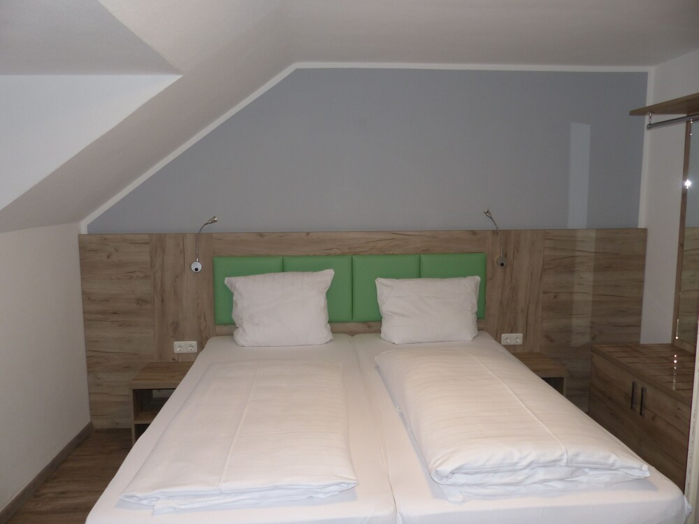 hotel pension koberl