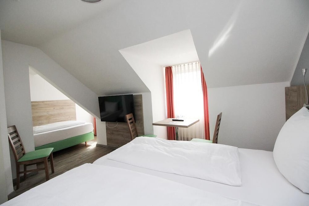 hotel pension koberl