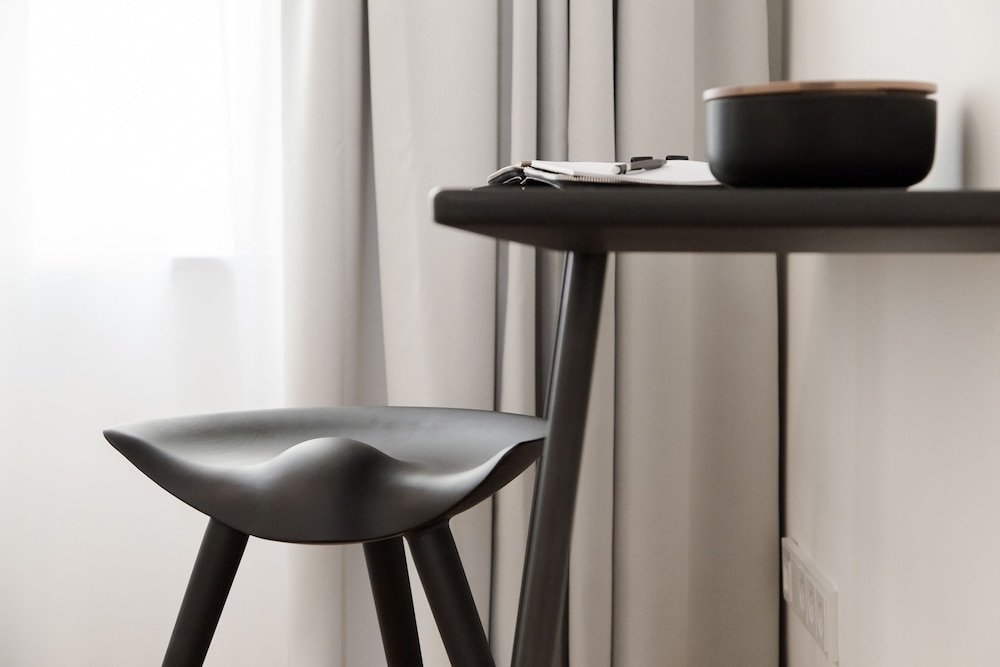 august the boardinghouse