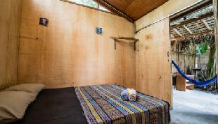 losmanos hostel