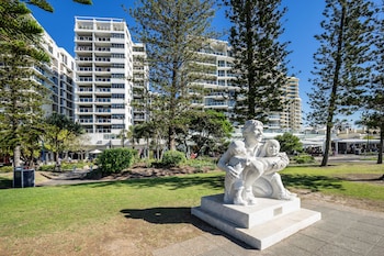 pacific beach resort