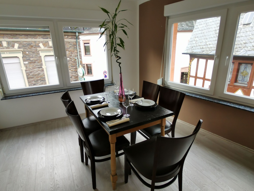 weincafe korkenzieher