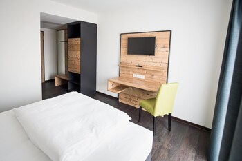 alb inn hotel and apartments