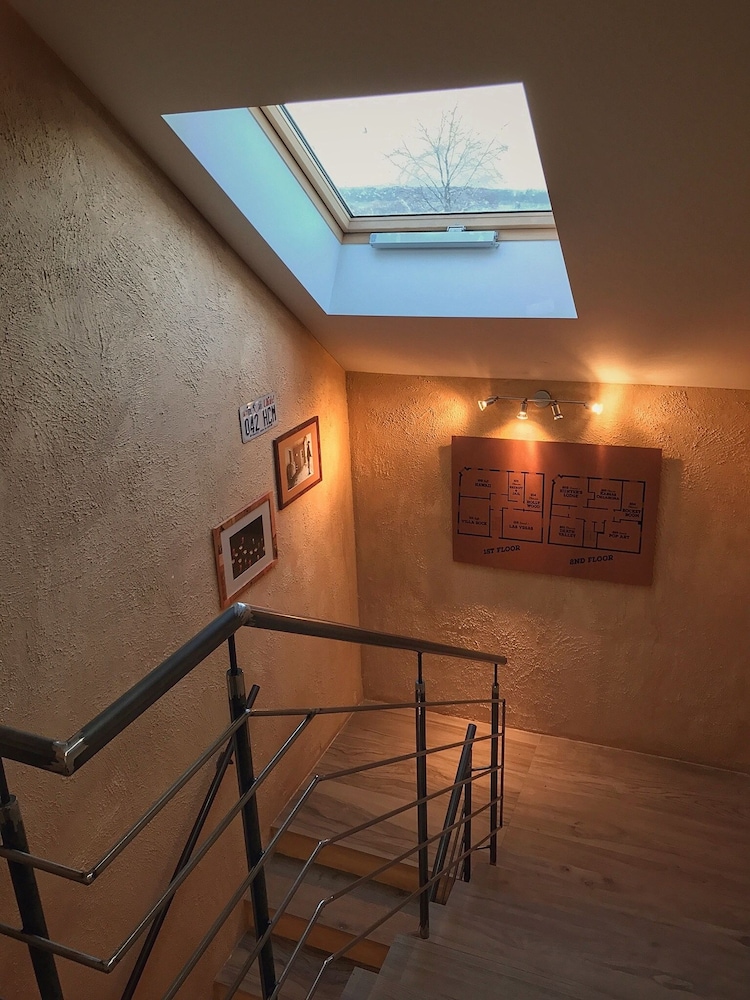 road stop wuppertal motel