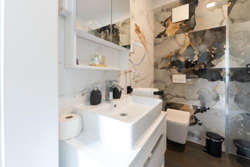 hotel and restaurant sparta