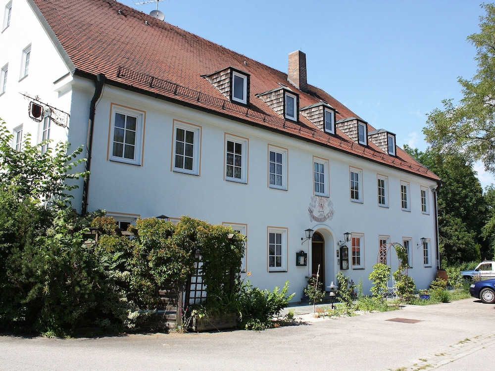 hotel boarding house hohenwart