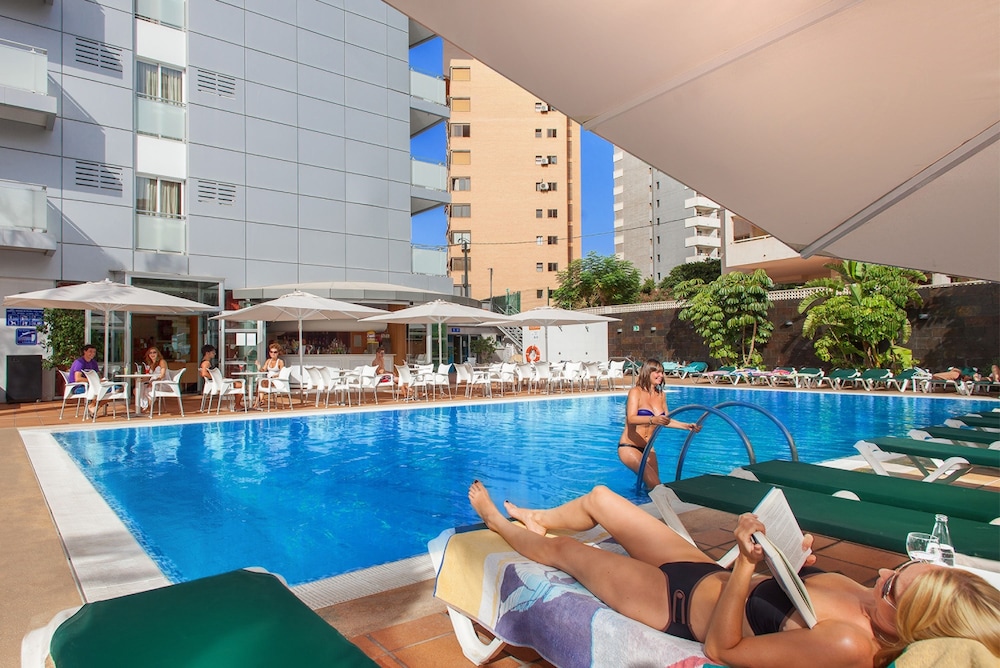 hotel rh royal recommended for adults