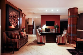 Oak Plaza Suites,Ashanti Region>>Kumasi,3 star