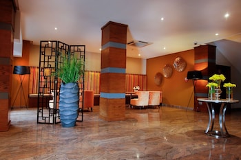 Oak Plaza Suites,Ashanti Region>>Kumasi,3 star